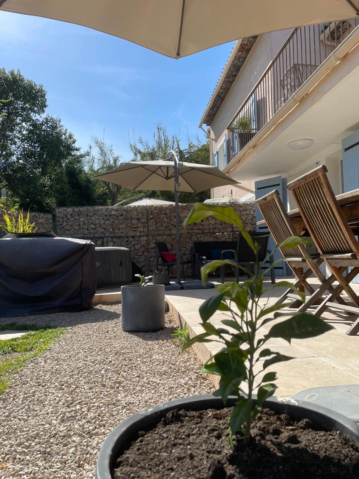 Luva D'Azur, Rez De Villa Le Riou - Le Vallon Le Bar-sur-Loup Exteriör bild