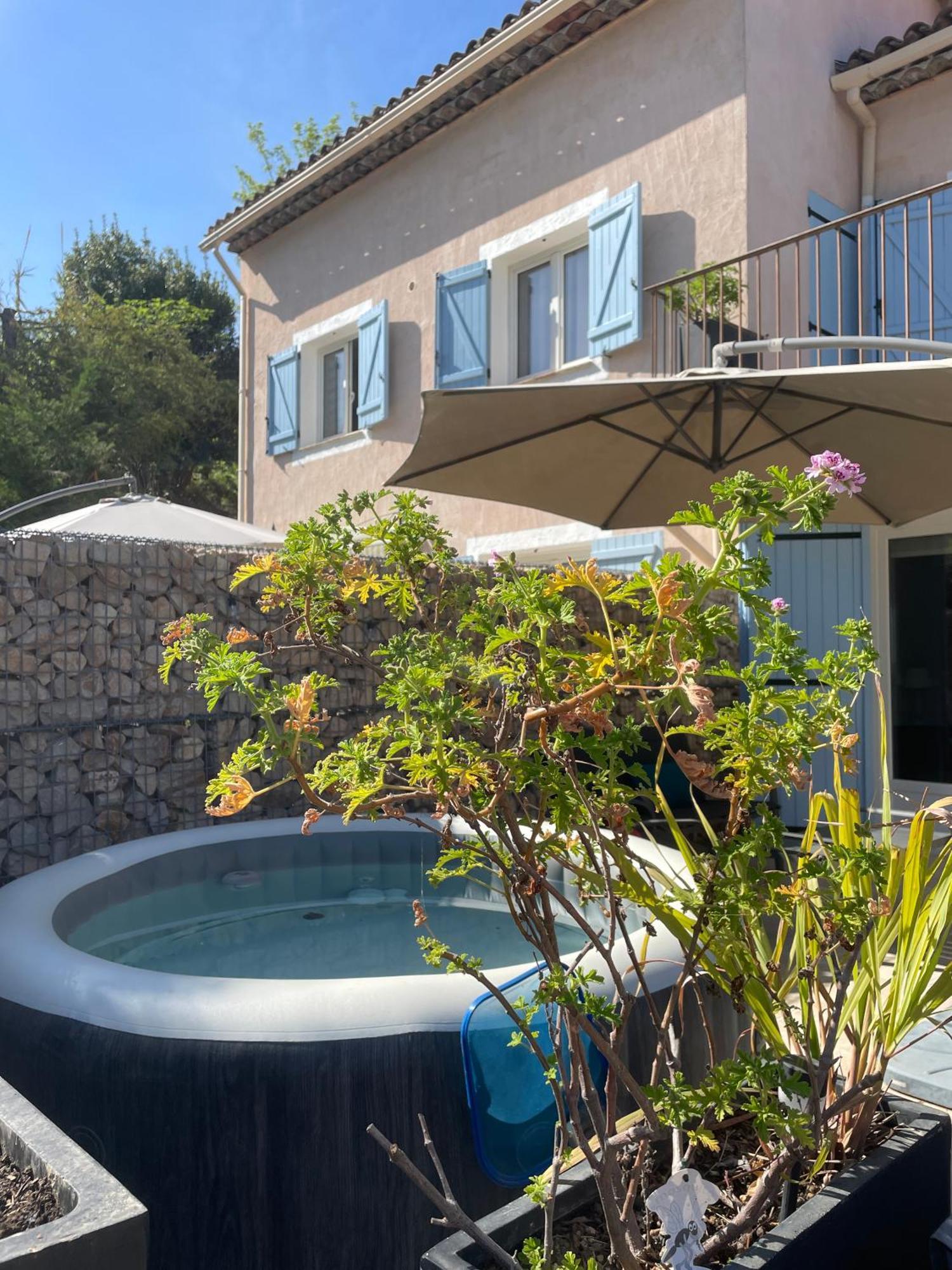 Luva D'Azur, Rez De Villa Le Riou - Le Vallon Le Bar-sur-Loup Exteriör bild